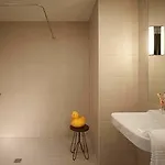 Szálloda Moxy Stuttgart Airport/messe 3*