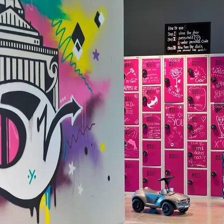 Hotel Moxy Stuttgart Airport/messe 3*