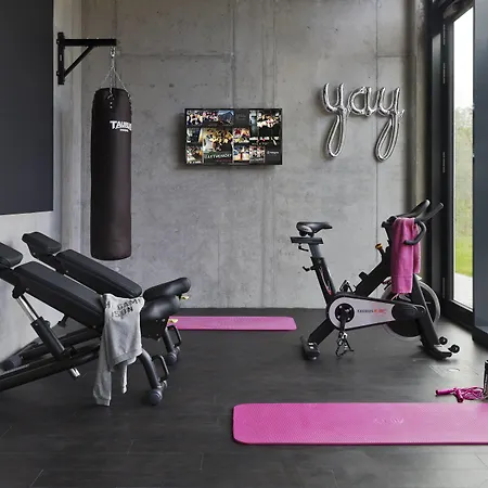 Moxy Stuttgart Airport/messe Ξενοδοχείο