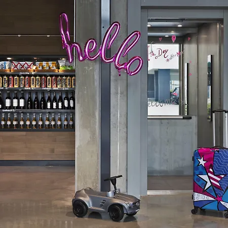 فندق Moxy Stuttgart Airport/messe