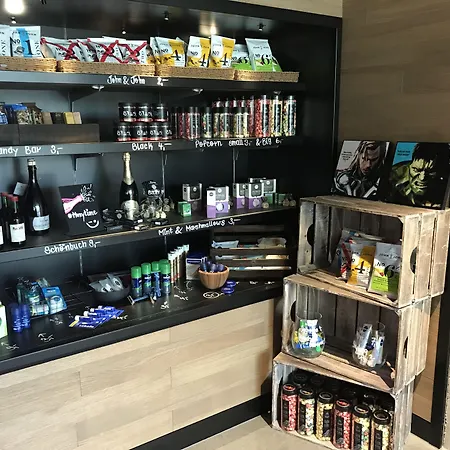 Moxy Stuttgart Airport/messe 3*