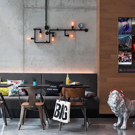 Moxy Stuttgart Airport/messe ホテル