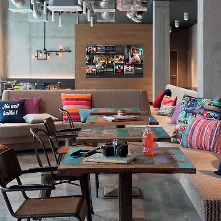 Moxy Stuttgart Airport/messe
