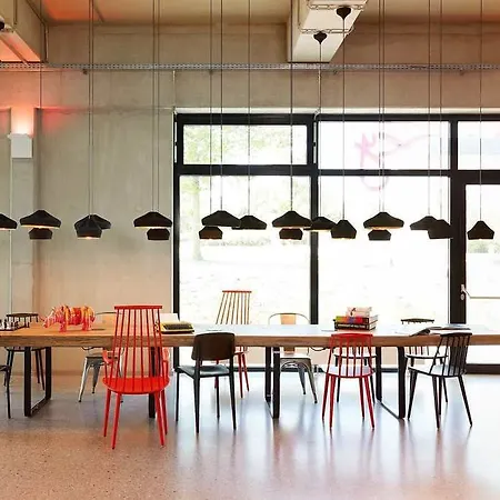 Moxy Stuttgart Airport/messe 3* لينفلدن اشتردين