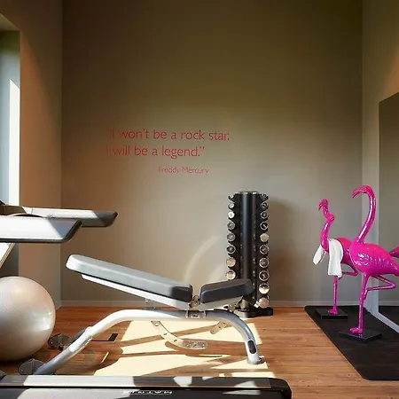 Moxy Stuttgart Airport/messe