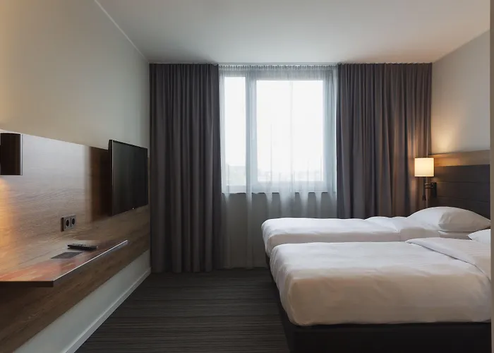 Hotel Moxy Stuttgart Airport/messe 3*