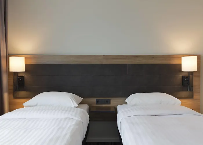 Hotel Moxy Stuttgart Airport/messe 3*