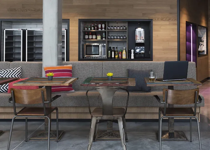 Moxy Stuttgart Airport/messe Hotel 3*