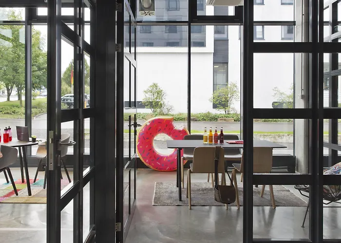 Moxy Stuttgart Airport/messe 3*