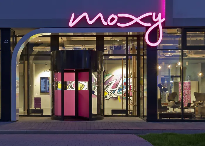 Otel Moxy Stuttgart Airport/messe
