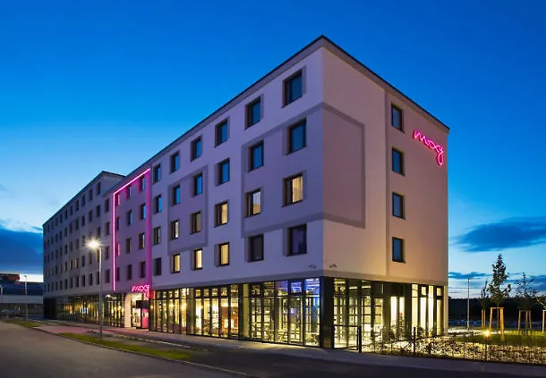 فندق Moxy Stuttgart Airport/messe لينفلدن اشتردين